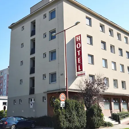 Hotel Morava 408 Manzelska Postel Safarikova 855 Uherske Hradiste