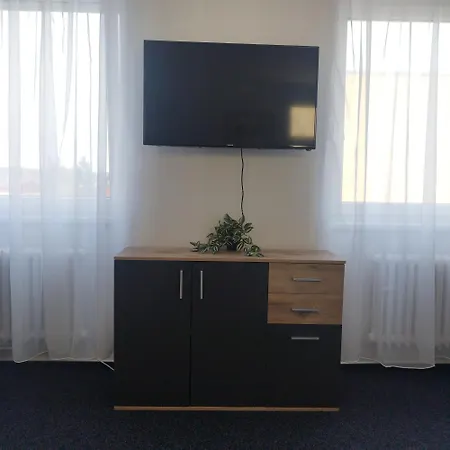 Hotel Morava 408 Manzelska Postel Safarikova 855 Uherske Hradiste