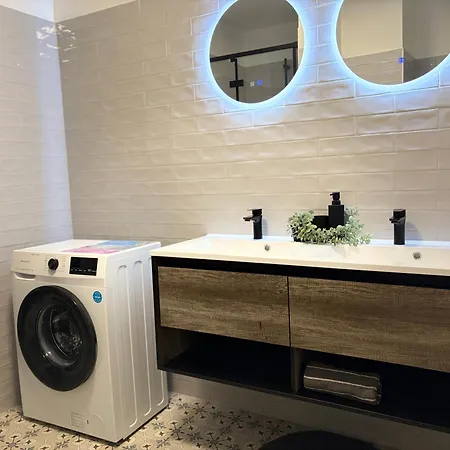 Morava 6 Pro 3 Osoby šafaříkova 855 Hotel *