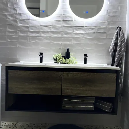 Morava 6 Pro 3 Osoby šafaříkova 855 Hotel Uherské Hradiště